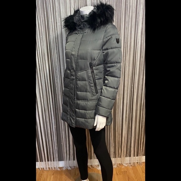 🔻SALE🔻VINCE CAMUTO🔹EXCELLENT CONDITION - Picture 4 of 10